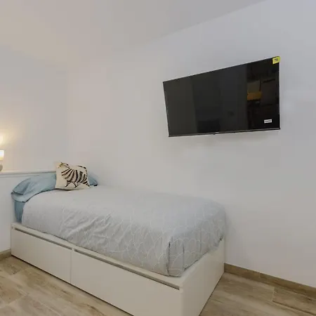 Апартаменты Guestready - Warm Getaway Near Malvarosa Валенсия